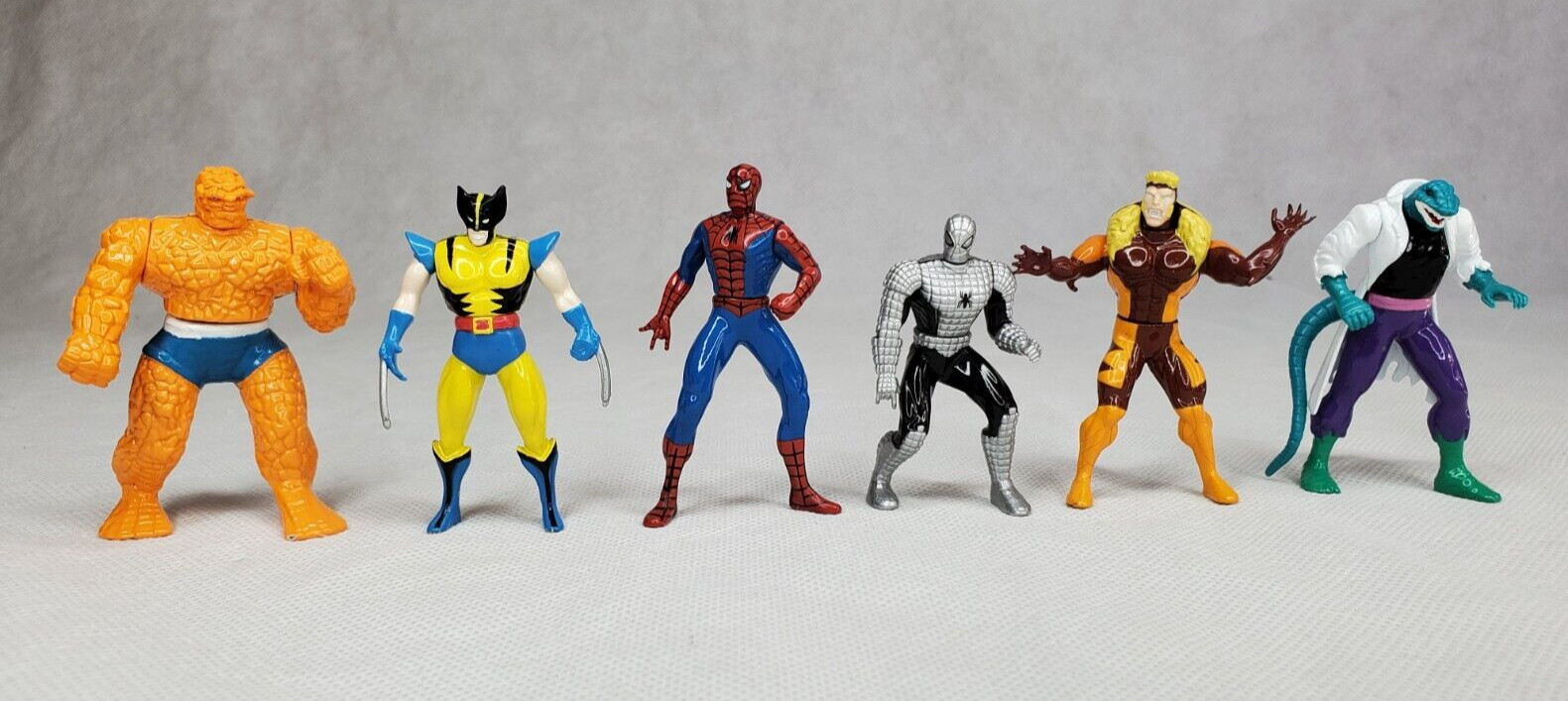 Vintage Spider Man Posable Die Cast Action Figure ToyBiz 2002 LOT