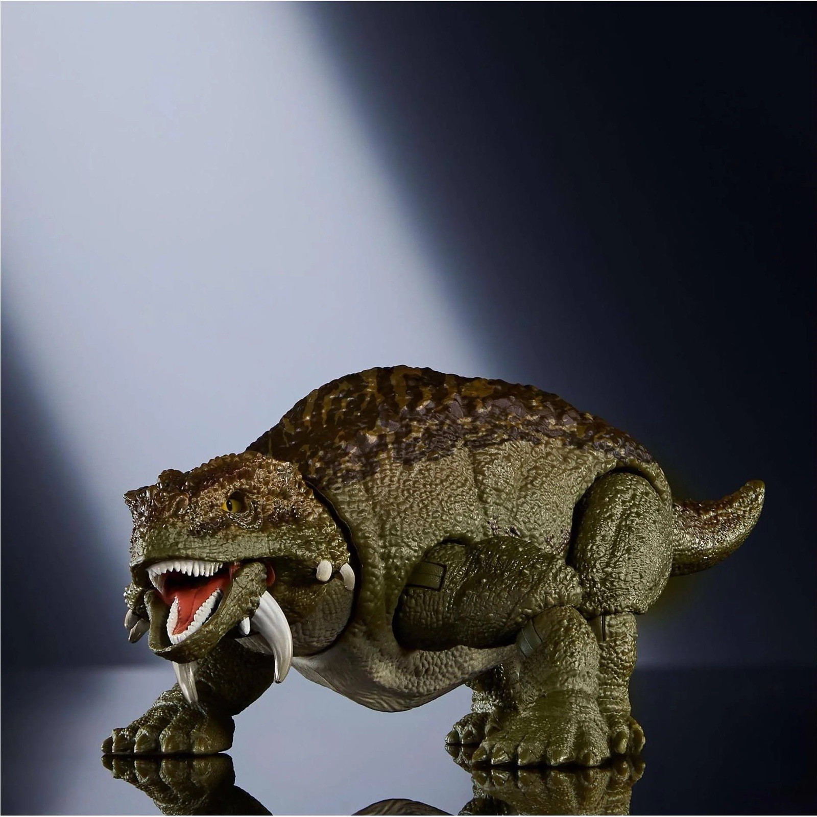 Jurassic Park World Hammond Collection Scutosaurus Action Figure