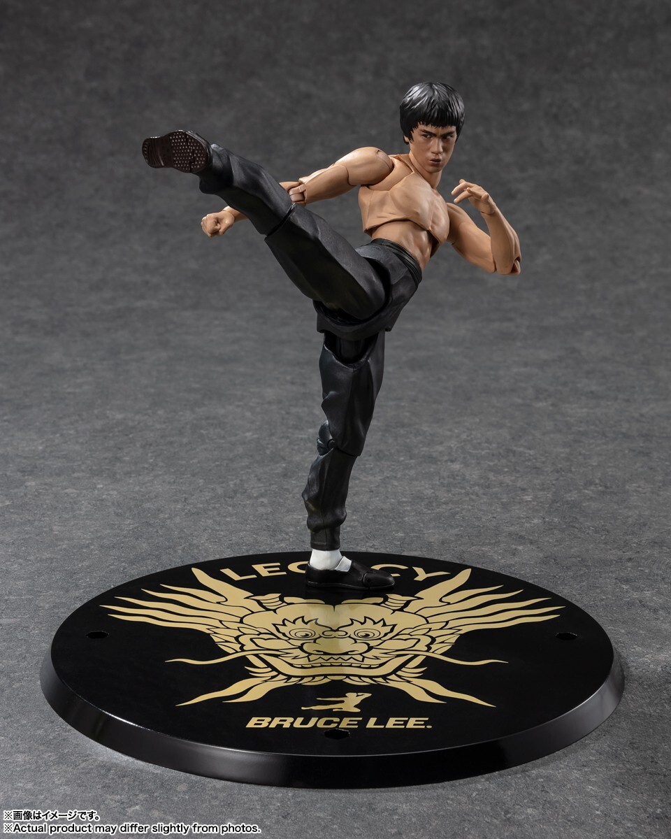 S.H. Figuarts Bruce Lee 50th Legacy Figure Tamashii