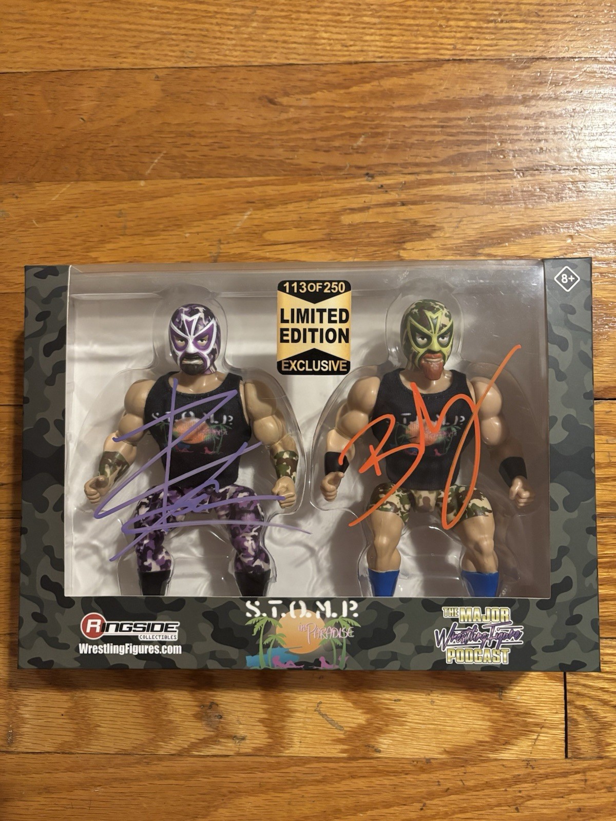 Ringside Collectibles Limited Edition Signed Figure Set See Description.
