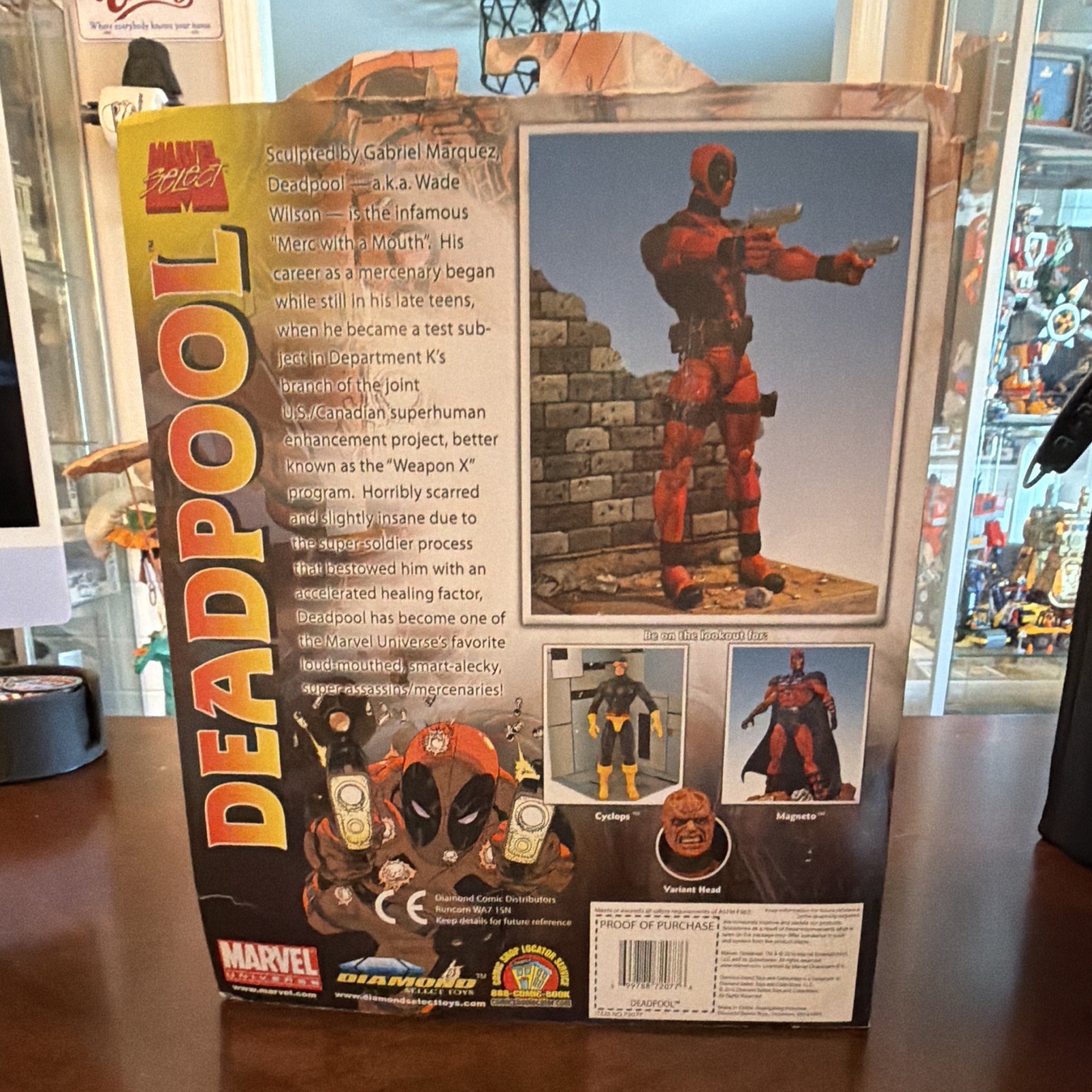 Marvel Select Deadpool Marvel Action Figure Plastic Red/Black Age 8+