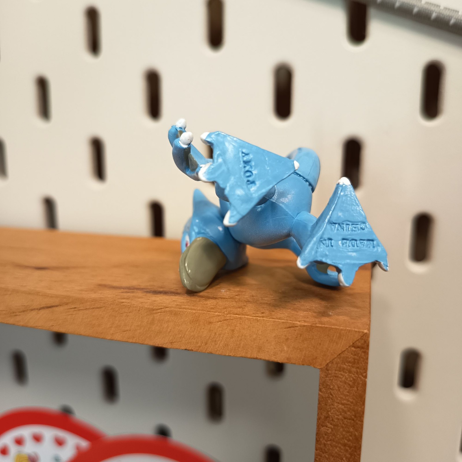 Vintage TOMY Pokemon GOLDUCK 1.5″ Mini Figure CGTSJ Nintendo Toy Collectible