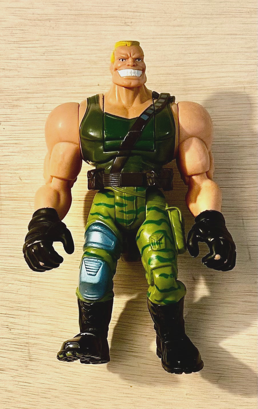 Kenner Small Soldiers Basic Series Brick Bazooka Vintage Action Figure 1998
