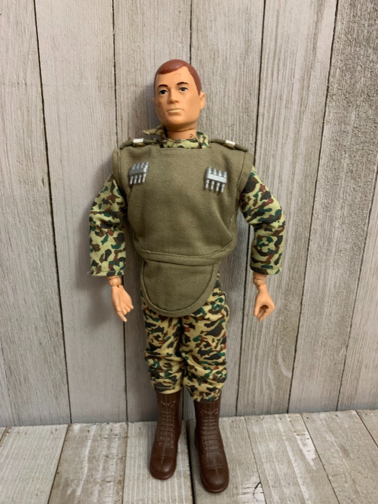 Hasbro G.I. Joe 12″ 1964 Style Authentic Reproduction Soldier Camo Uniform Boots