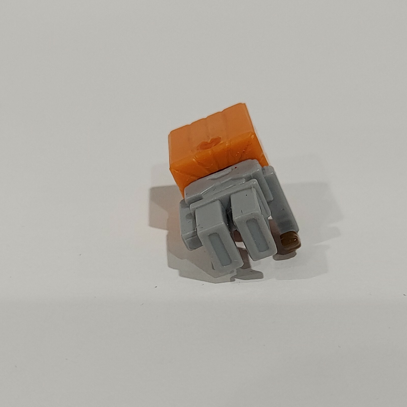 Minecraft Mini-Figures 1″ Skeleton Pumpkin Helmet Obsidian Series Figure Mojang