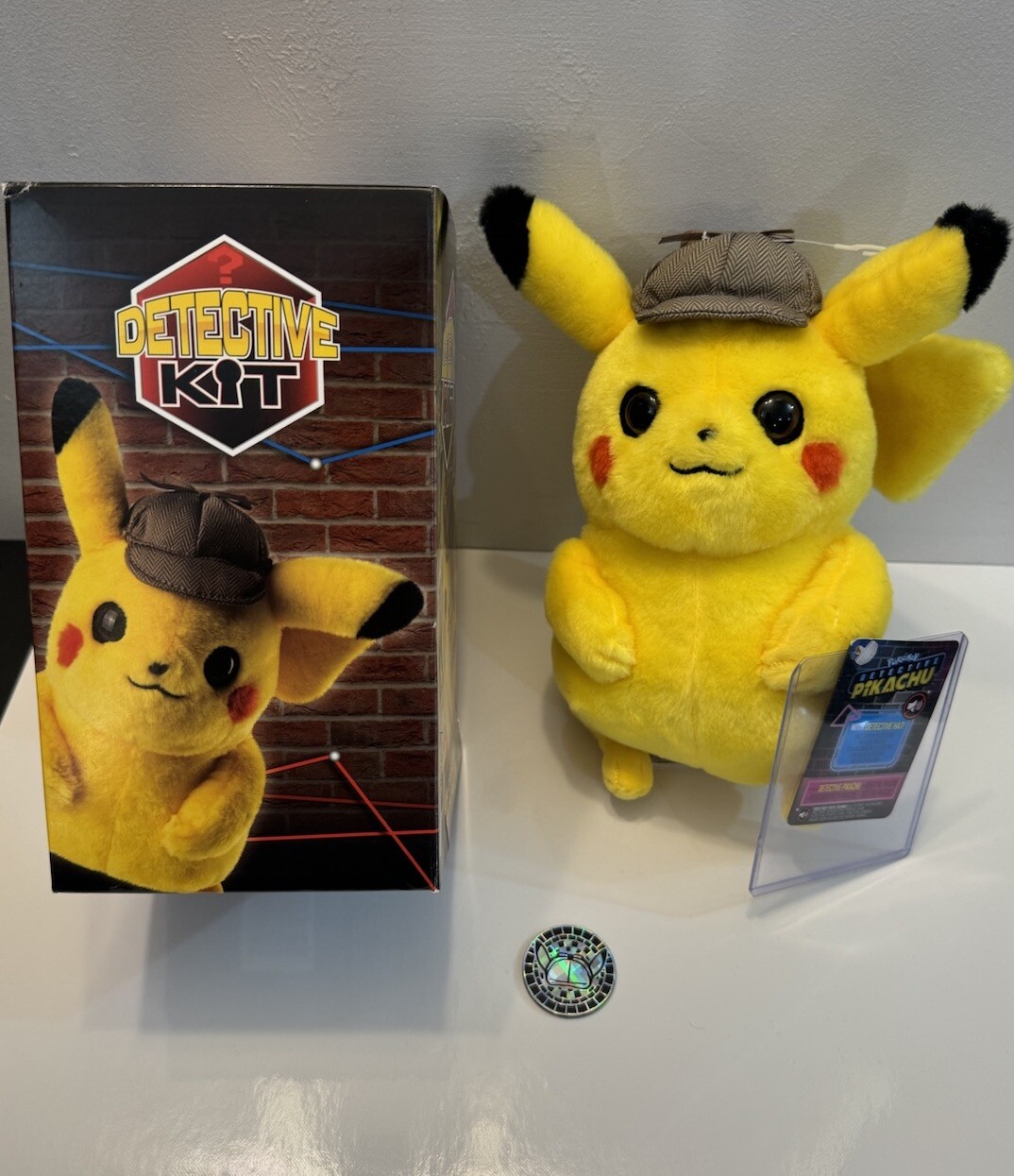 Detective Pikachu Plush & Coin with Original Box 2019, Pokemon Bundle