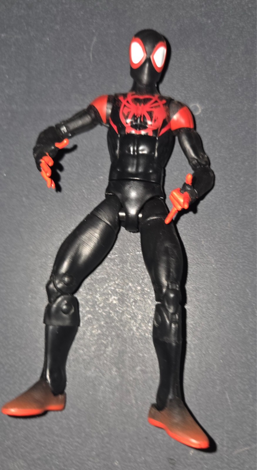Marvel Legends Spiderman Miles Morales 6″ Figure Into the Spiderverse 2-Pack