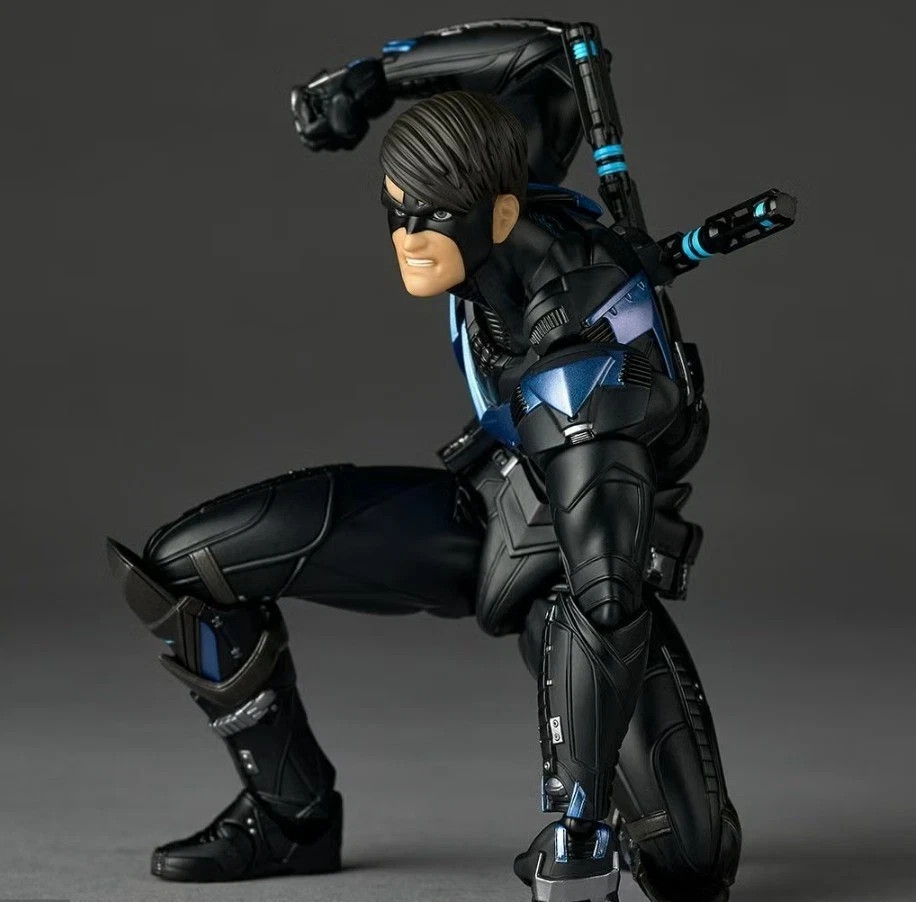 Kaiyodo Amazing Yamaguchi Revoltech Arkham Knight Nightwing with Bonus In Stock