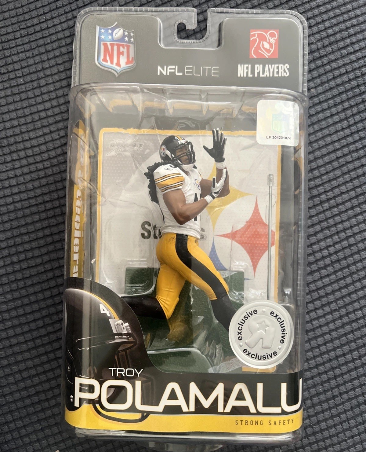 Troy Polamalu #43 NFL Pittsburgh Steelers Toys R Us Exclusive 2010 Action Figure