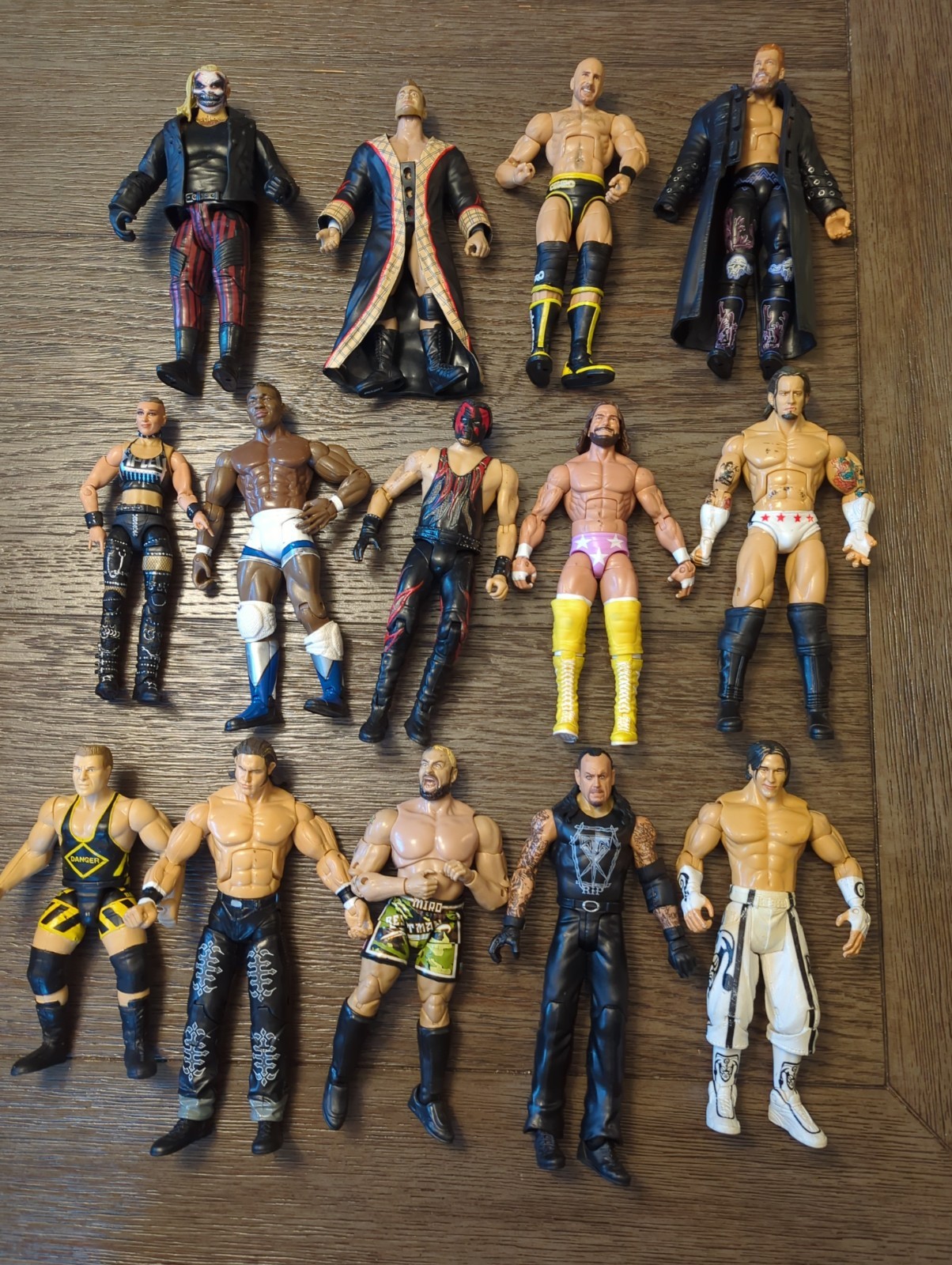 HUGE Lot of 28 WWE Plus Wrestling Figures VARIOUS BRANDS Jakks Savage Edge Kane