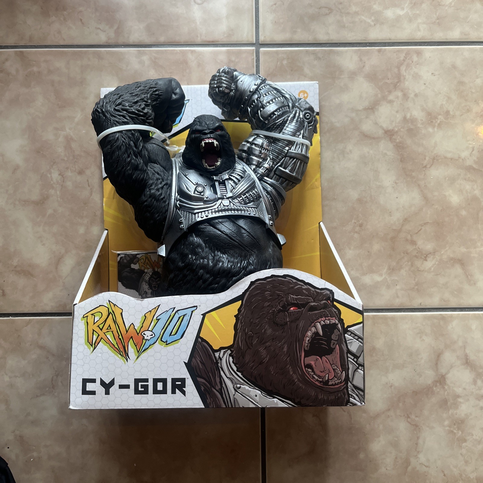 Mcfarlane Raw10 Cy-gor Cybernetic Silverback Gorilla Figure