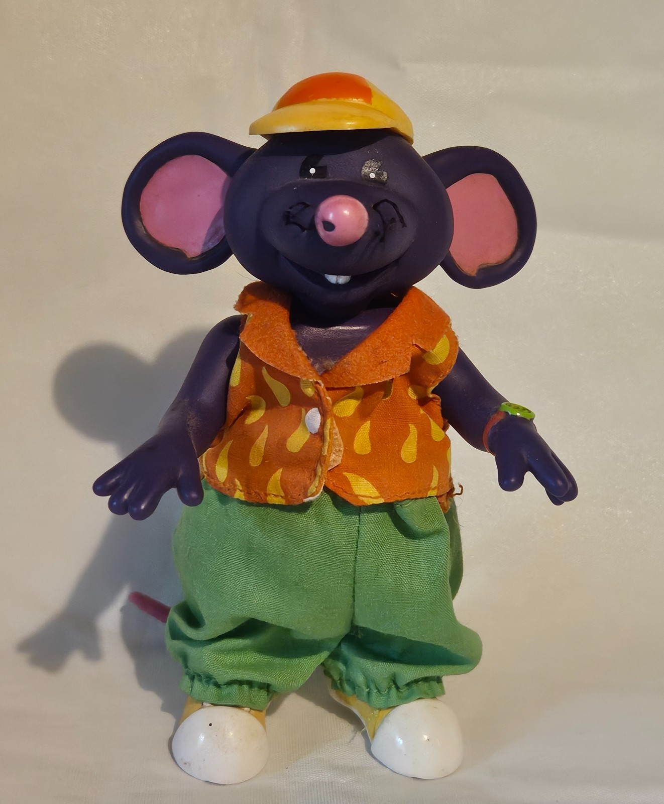 ​Vintage 90s TOMY Bananas in Pajamas RAT IN A HAT 5″ Poseable Figure Toy