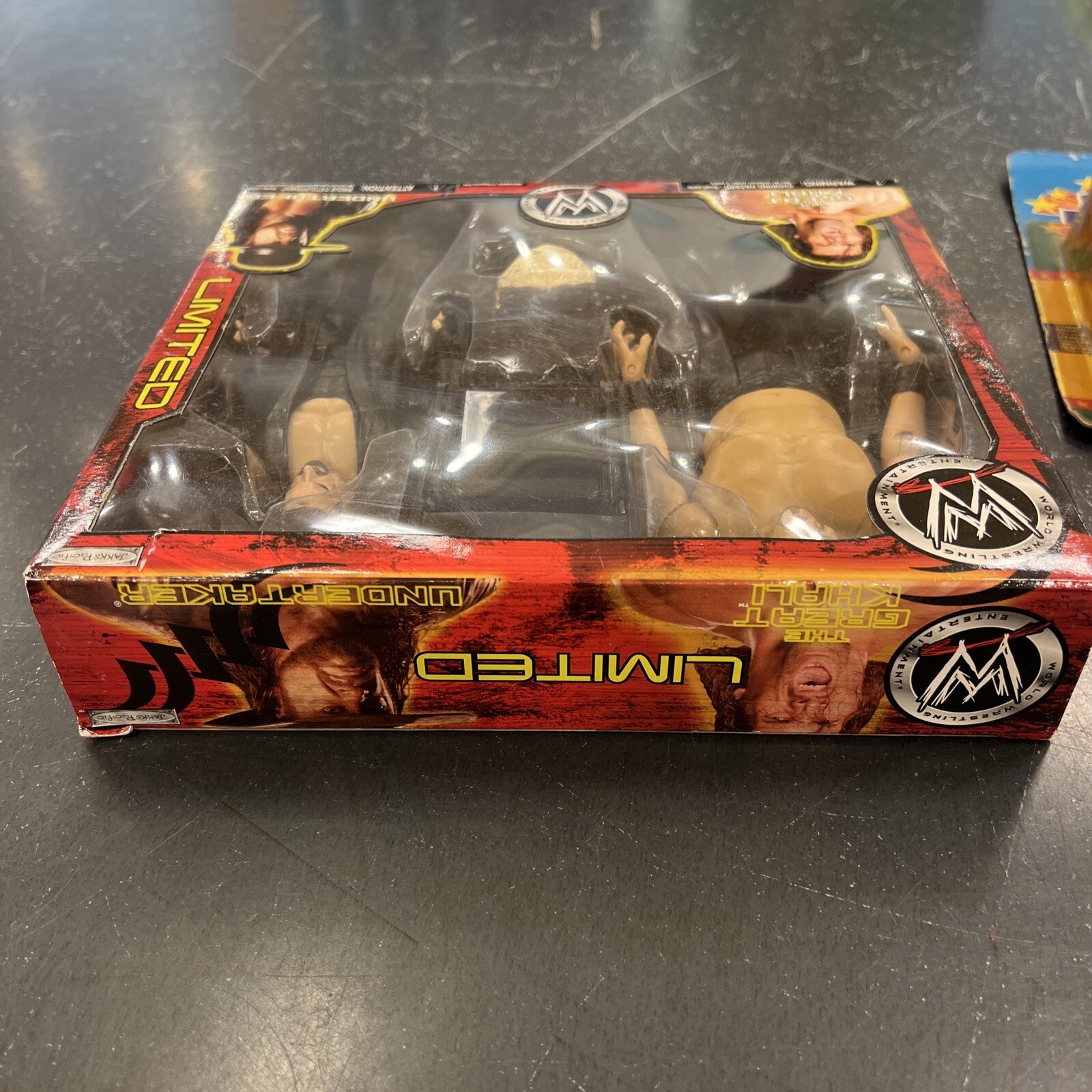 WWE JAKKS The Great Khali & The Undertaker – Limited Edition