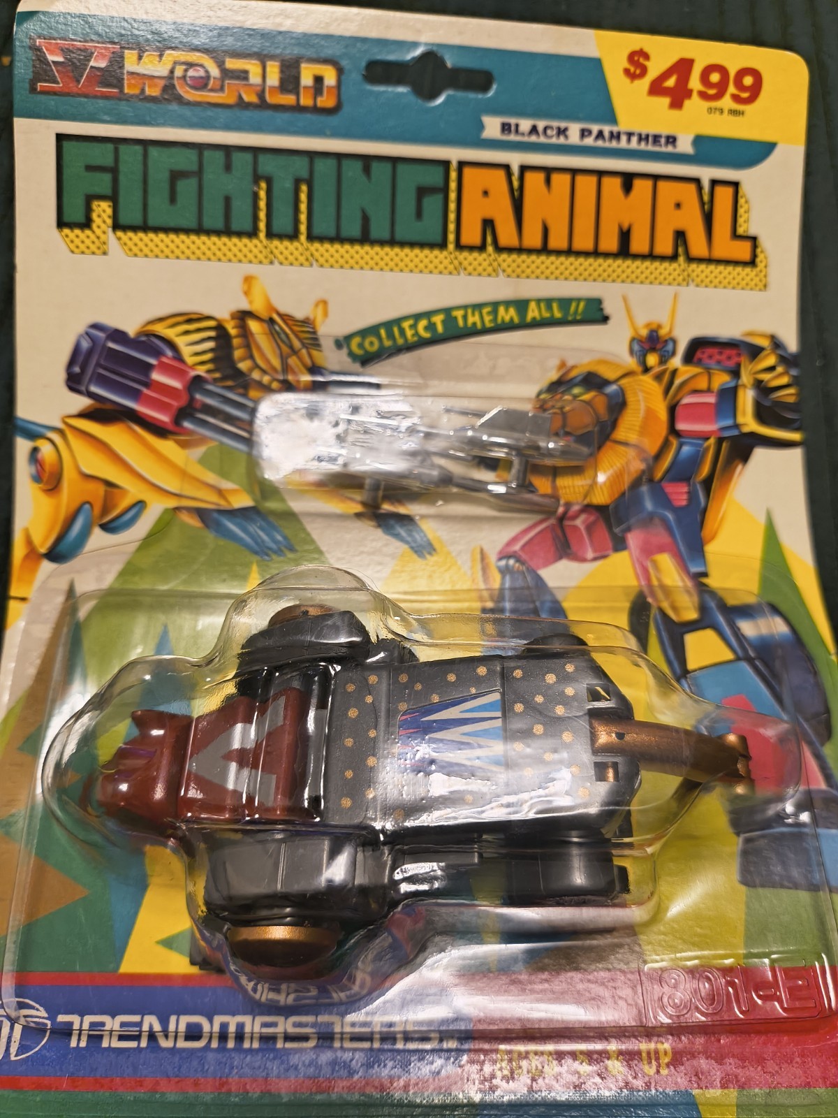 Trend Masters Fighting Animal Transformable Robot Black Panther Brand New Sealed