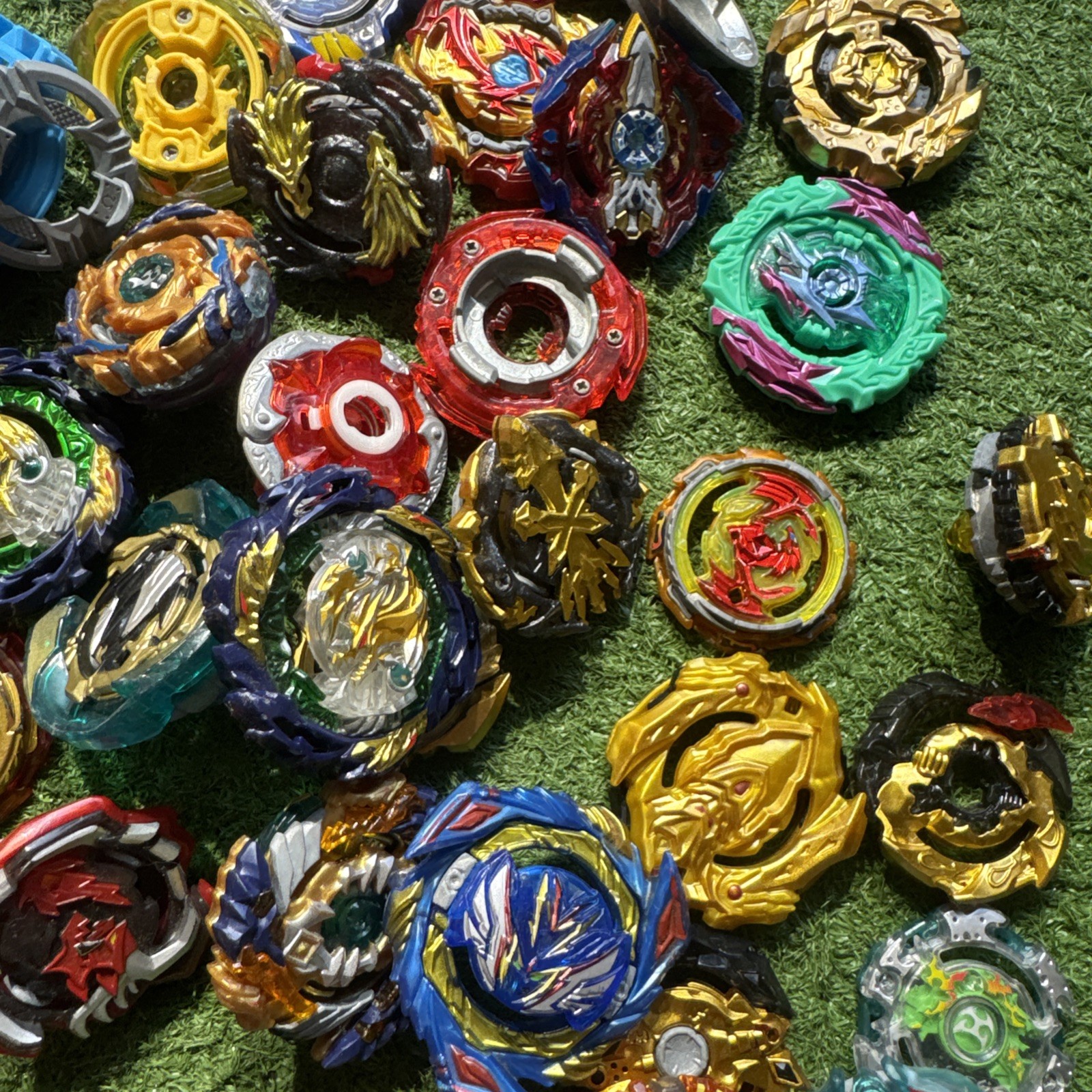 Huge Beyblade Bulk Mixed Lot Metal & Plastic Takara Tomy Vintage NICE!