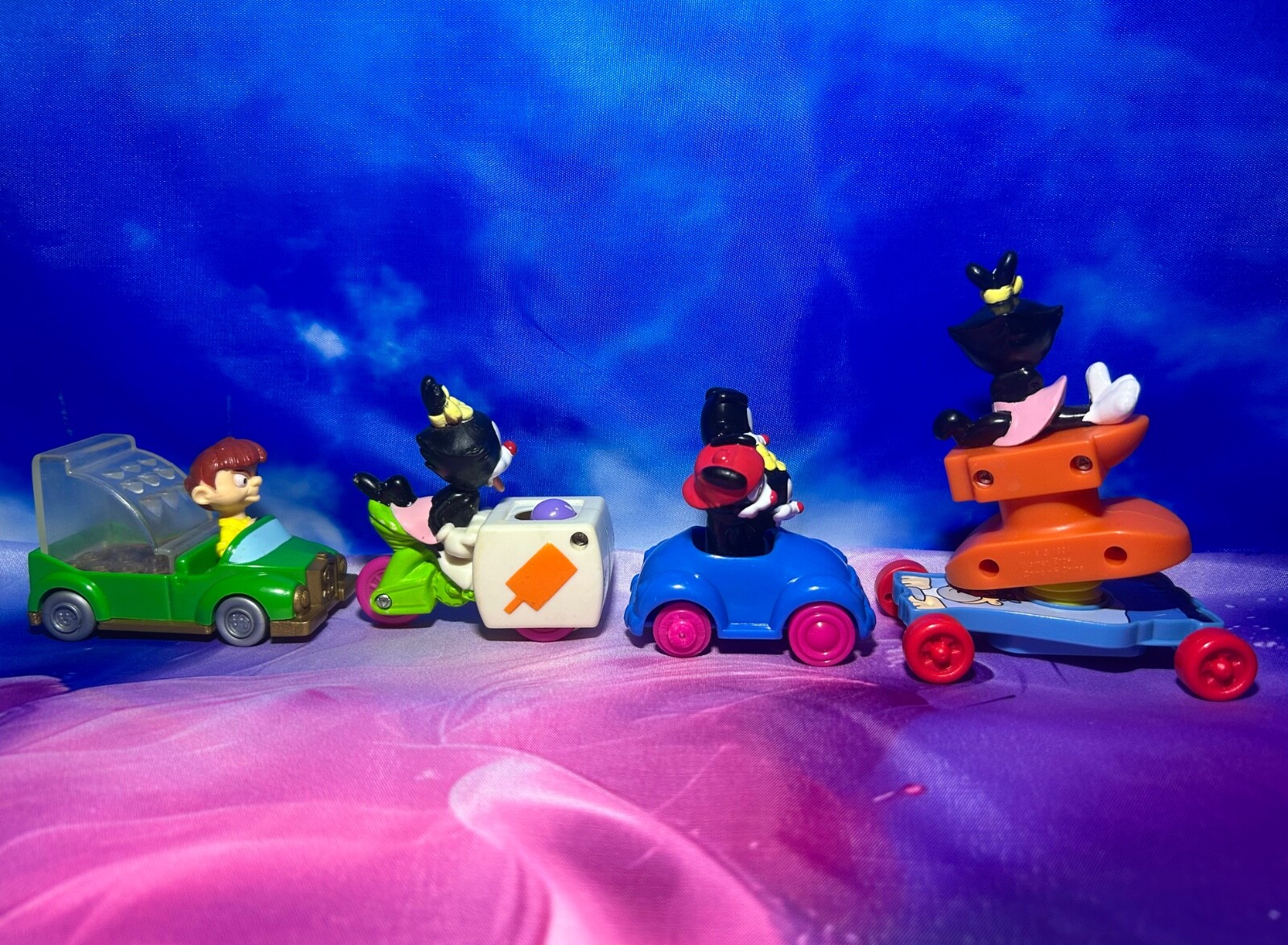Warner Bros. Looney Tunes Animaniacs Figures Lot 7 Vintage Toys Tweety Mcdonalds