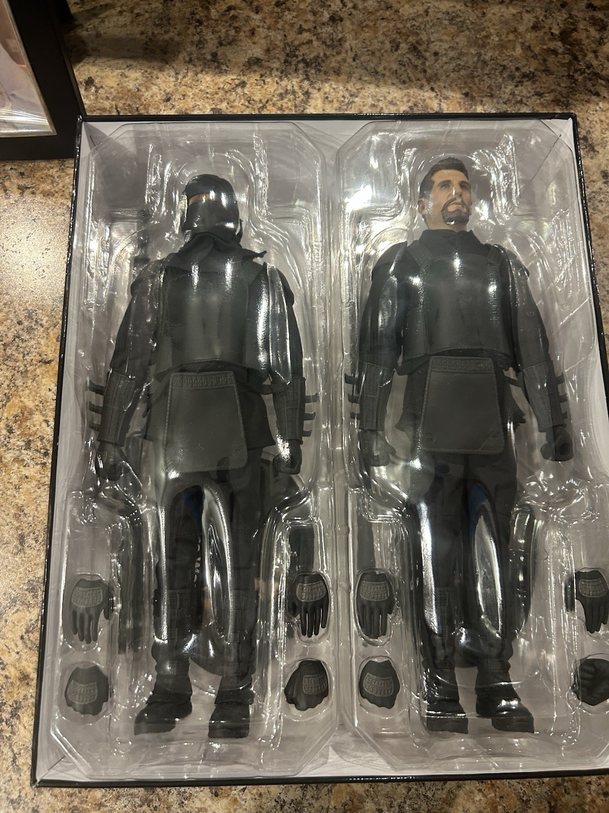 Bruce Wayne and As Al Ghul 1/6 Ninja Warrior