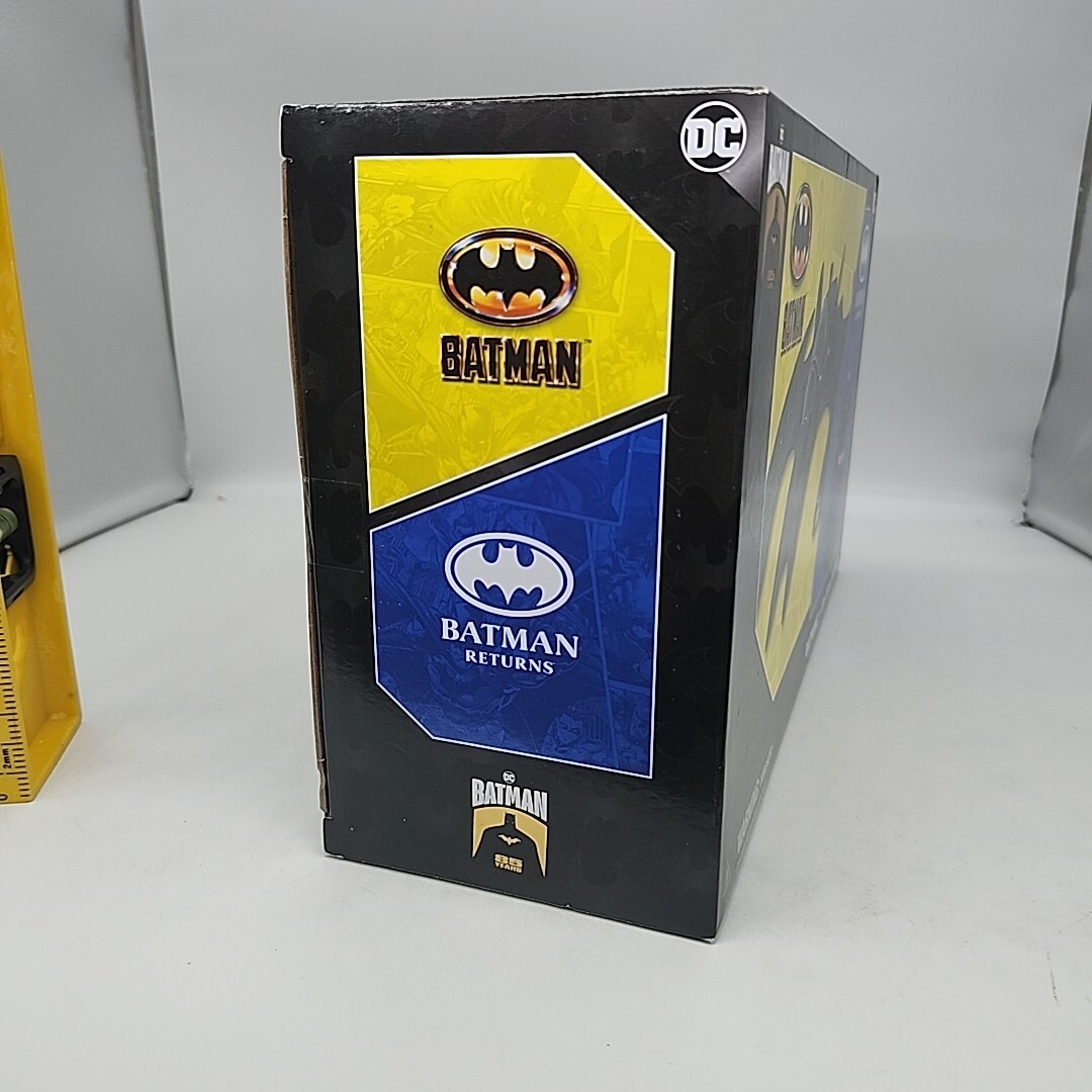 DC Spin Master Batman Returns Batwing & 4” Figure 85 Yrs Keaton Limited Edition