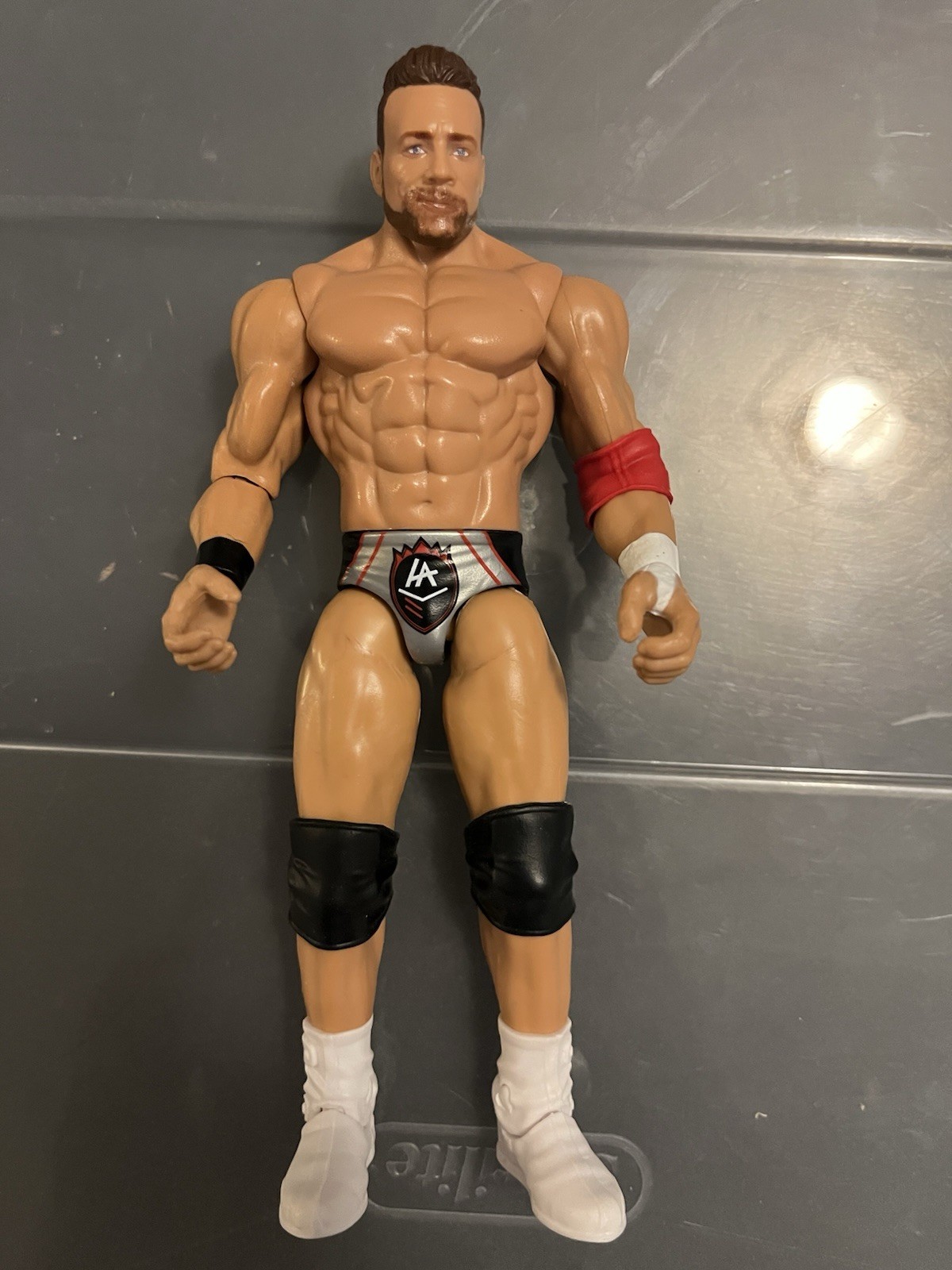 WWE Main Event Championship Showdown 21 LA Knight Wrestling Figure Mattel Toy 6”