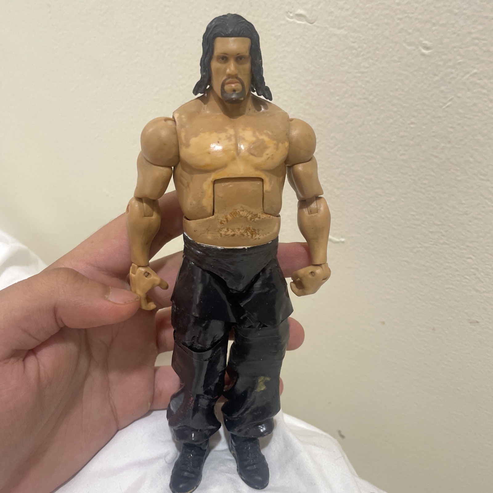 WWE Elite Custom Great Khali 2007 loose (KNEES TAPED UP, DONT BEND)