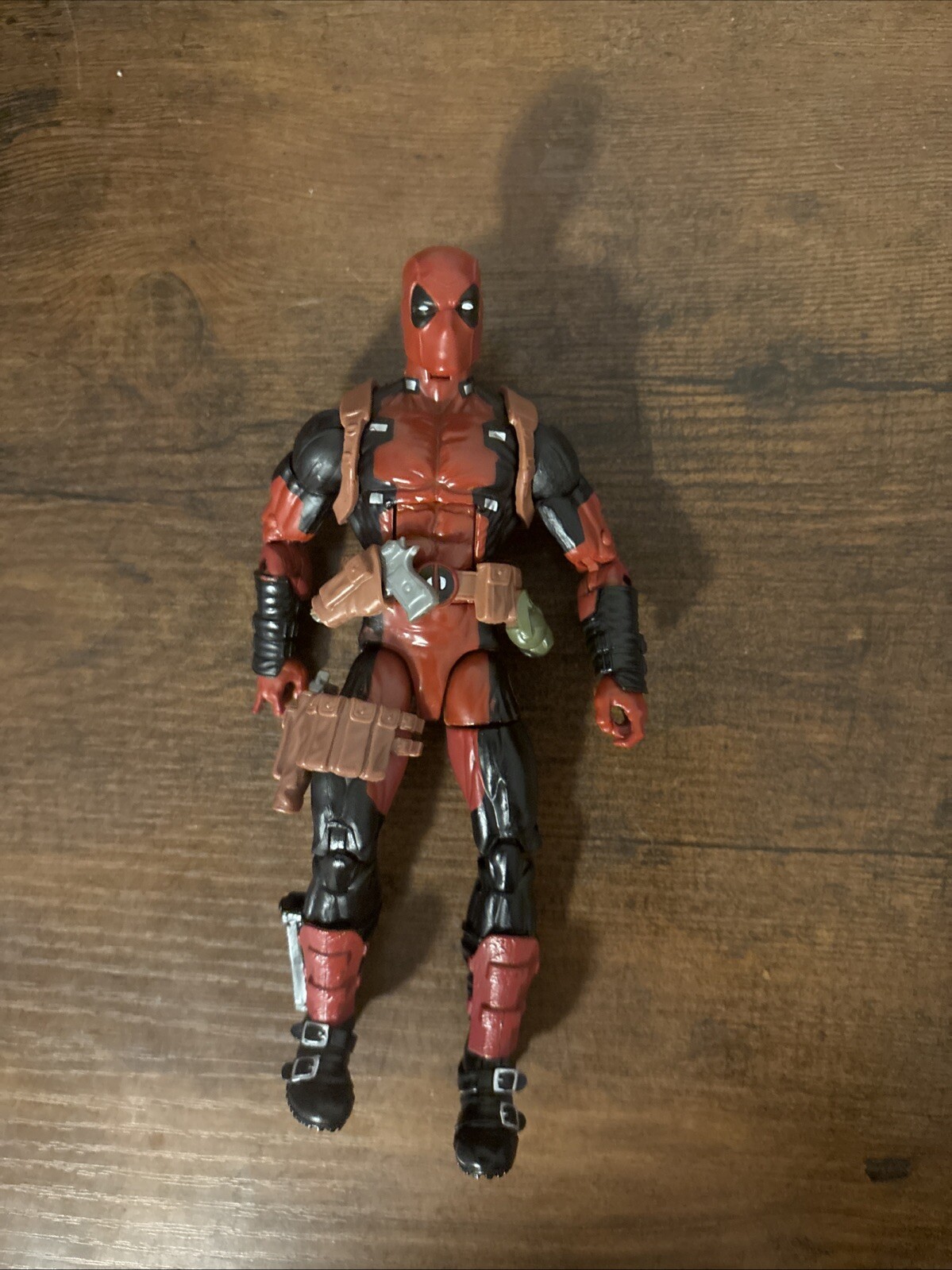 Marvel B8345AS0 Deadpool 6 inch Legends X-Men Series Action Figure