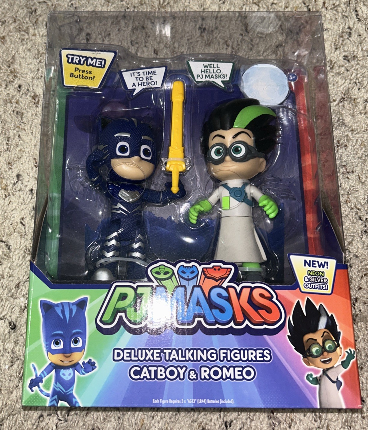 PJ Masks Deluxe Talking Figures Catboy 5.5″ & Romeo 6″ w/Bonus Sword