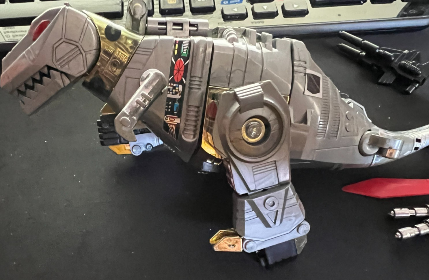 Transformers Dinobot -Grimlock G1 Hasbro–Only missing one Accessory