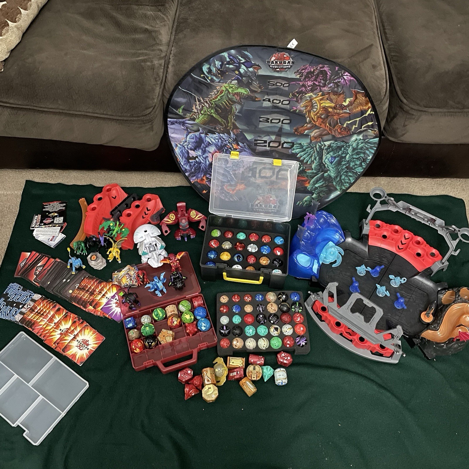 Huge Bakugan Lot 100+ Battle Brawlers 30 Metal & 21 Regular Cards W/stadium, Etc