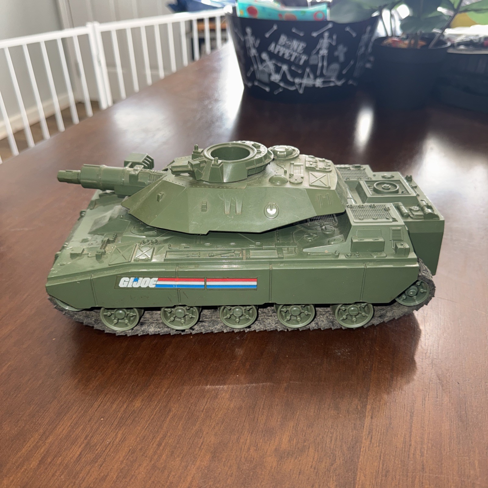 Vintage 1982 GI Joe MOBAT Motorized Battle Tank Vehicle Hasbro