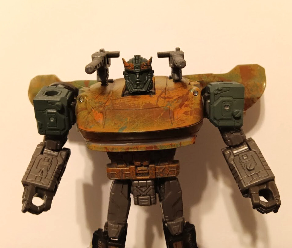SPARKLESS BOT Transformers WFC Netflix Siege Kingdom Deluxe Class COMPLETE