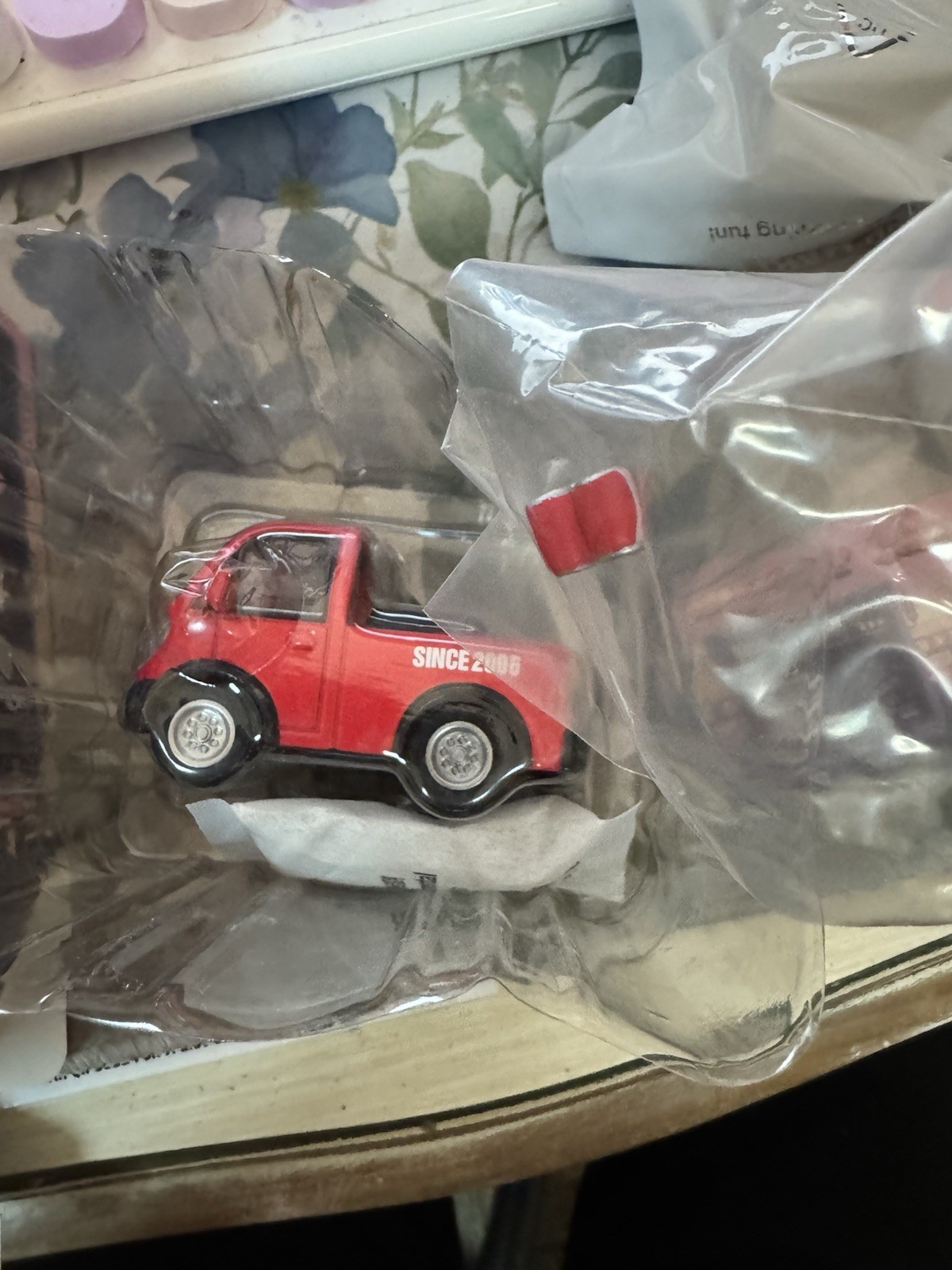 Pop Mart Molly Car Car Van Soda Truck Adorable, US Ship Confirmed Perfect