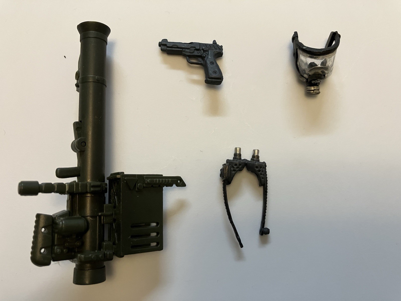 1998 McFarlane Metal Gear Solid Snake Parts Accessory Lot Gun Goggles Mask