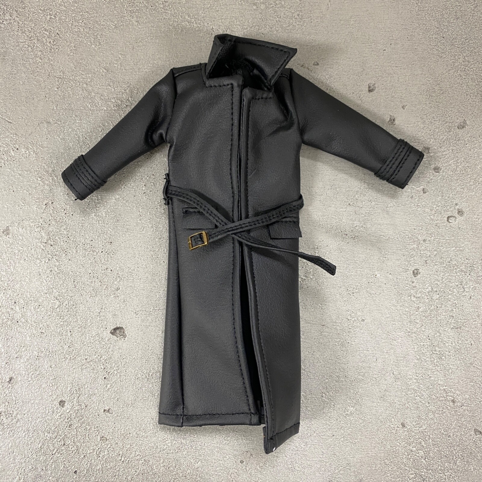 PB-LTC-BLK: 1/12 Black Wired Faux Leather Trench Coat for 6″ action figures