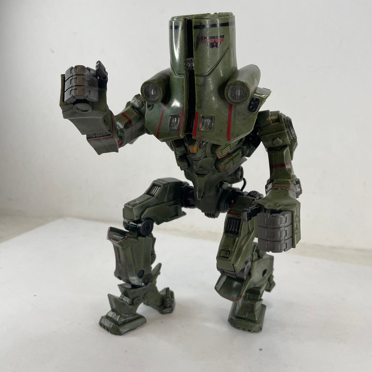 Cherno Alpha Jaeger 7″ Movable Action Figure w/LED Toy Statue Pacific Rim in Box