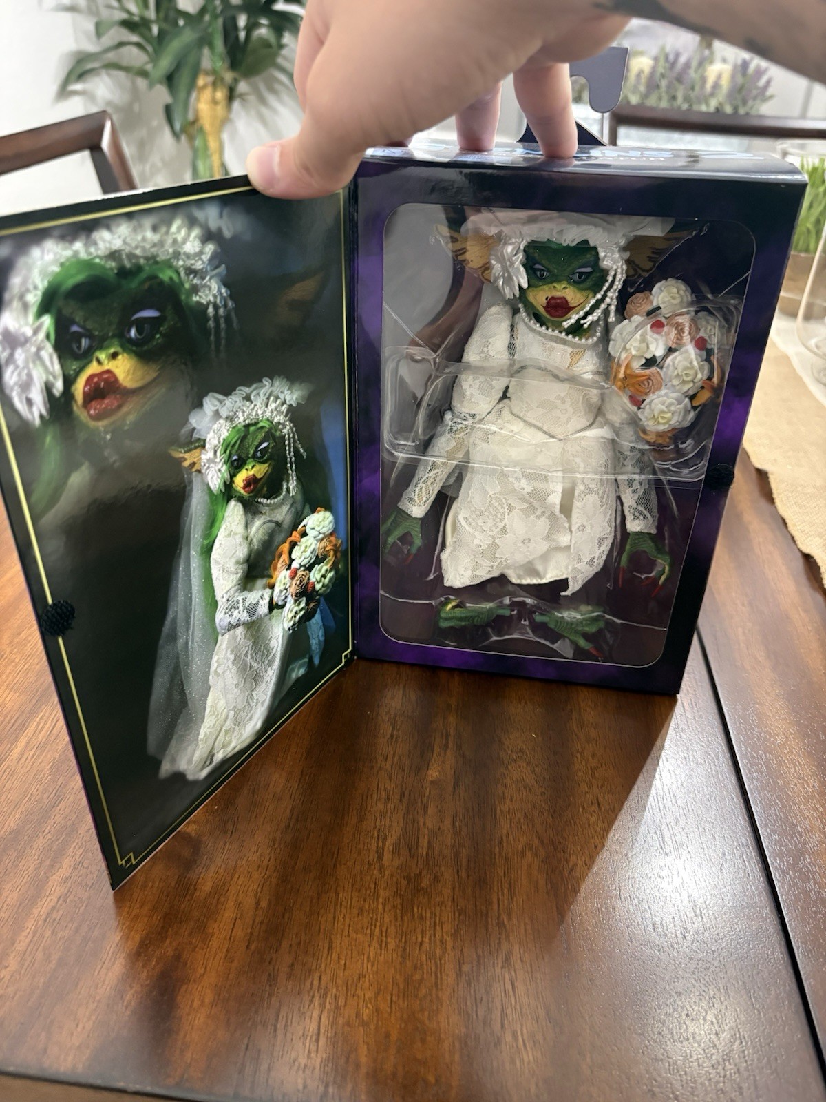 Ultimate Greta Wedding Dress Action Figure Gremlins 2 Neca Reel Toys 2022
