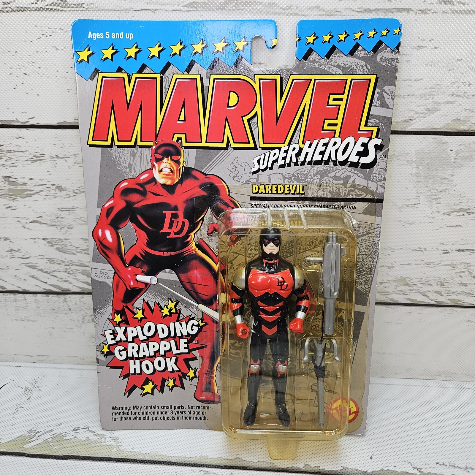 Toybiz Marvel Super Heroes Daredevil 1994 5″ Action Figure Vintage New
