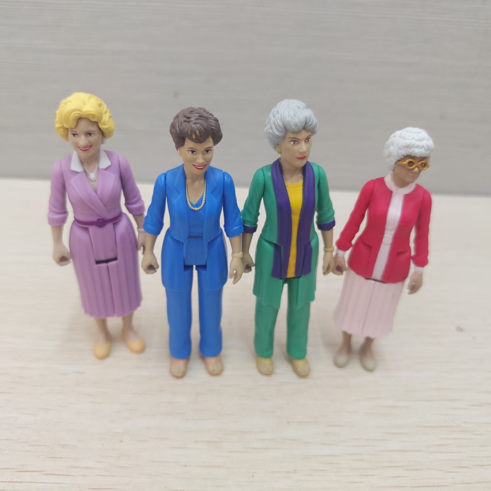 4pcs 3.75″ Golden Girls Retro Action Figures Rose Dorothy Blanche Sophia Figure