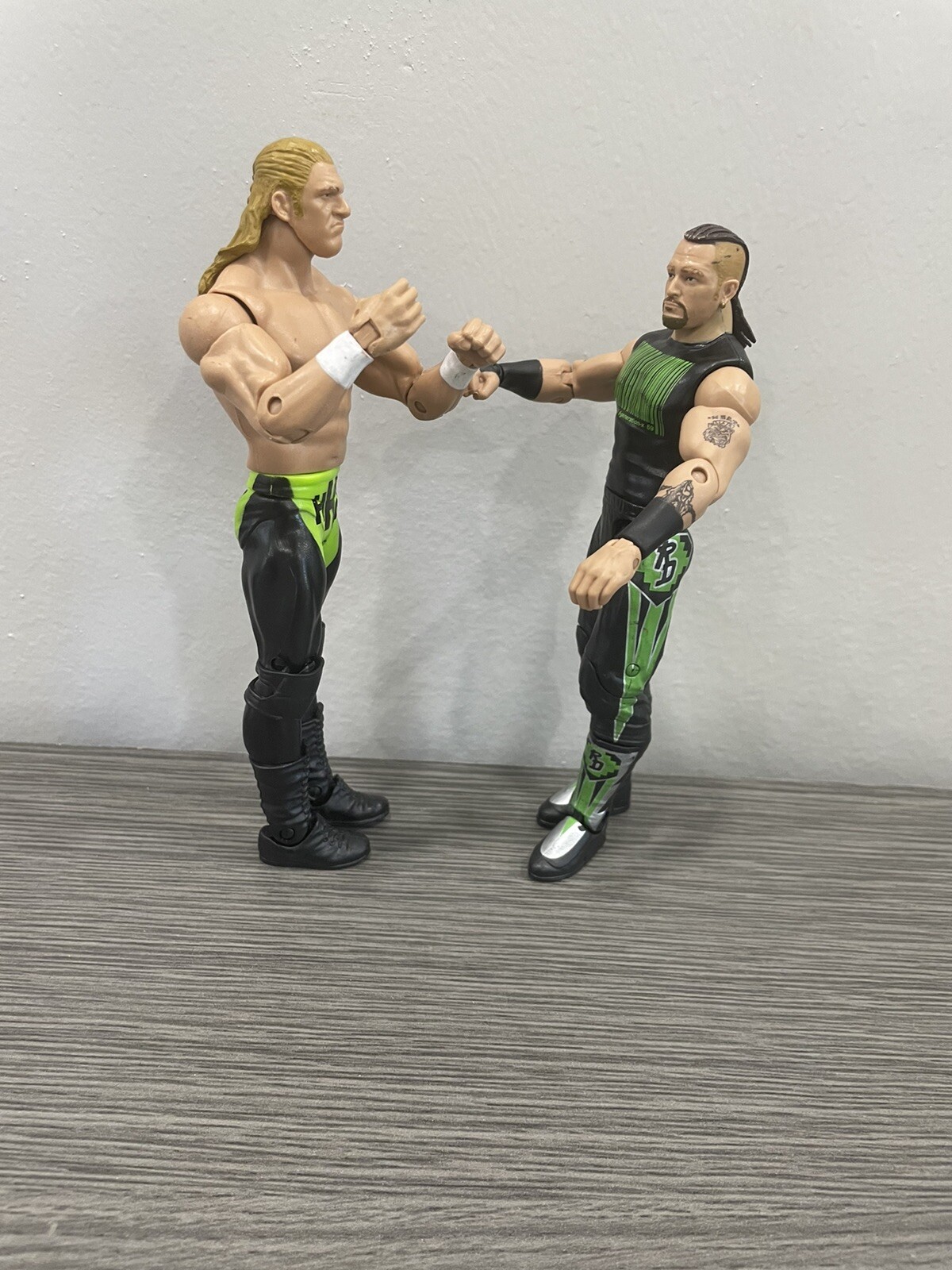 WWE Battle Pack Series 45 Triple H & Road Dogg Action Figure New Age Outlaws DX