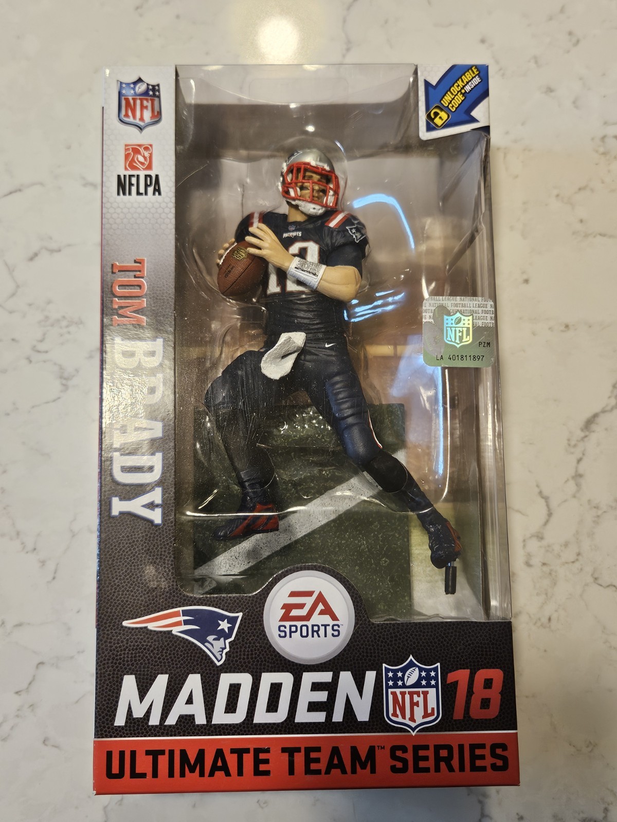 McFarlane NFL Madden 18 Ultimate Team Tom Brady Color Rush 6″ Figure Patriots