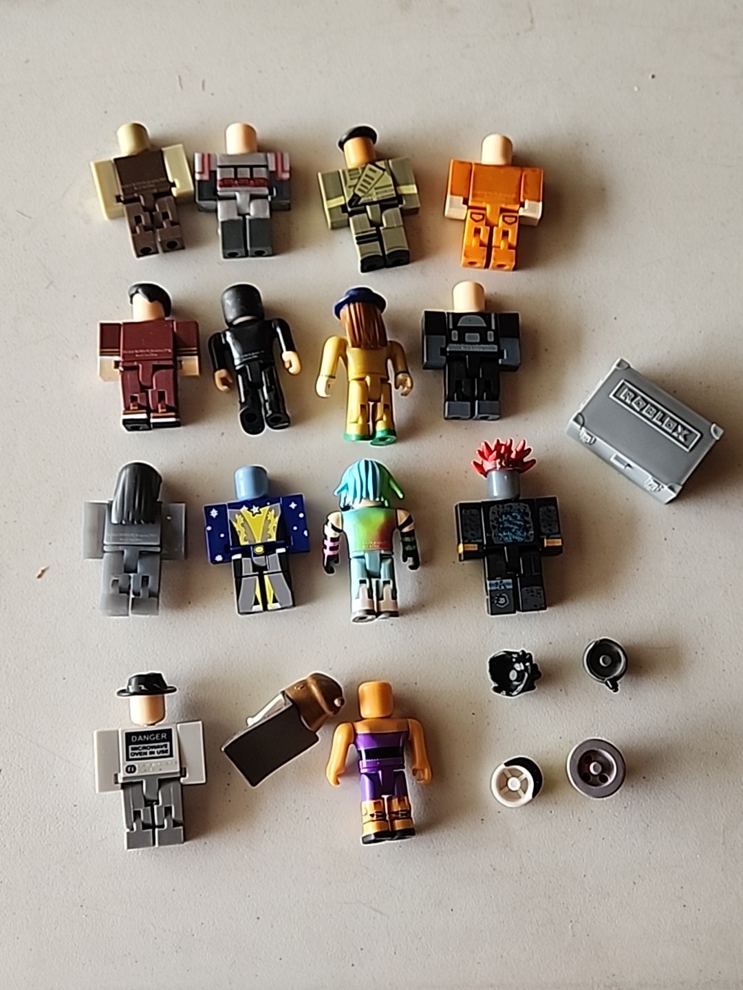 Roblox Toys Action Mini Figures And Accessories