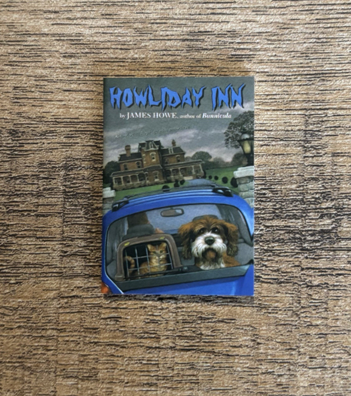Mini Brands Books – Howliday Inn