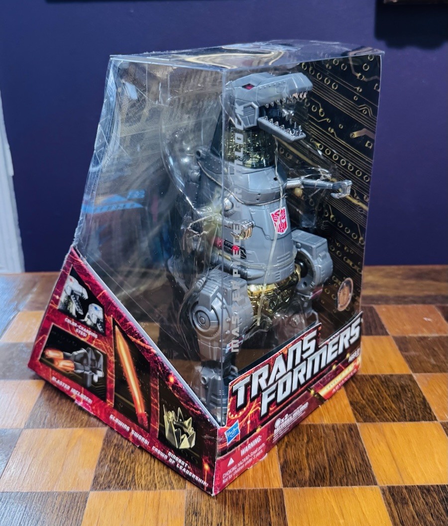 2009 Open Box Transformers Masterpiece Grimlock Toys-R-Us Exclusive New Sealed