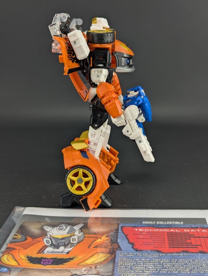 Transformers Botcon Most Wanted Shattered Glass Ricochet complete 2015 Timelines
