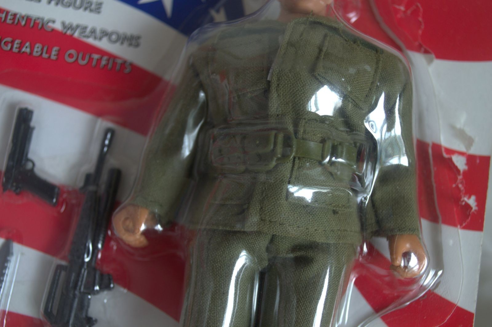 Free ship! U.S. Serviceman Vietnam Memorial Collection-Army, Navy, Airborne 1996