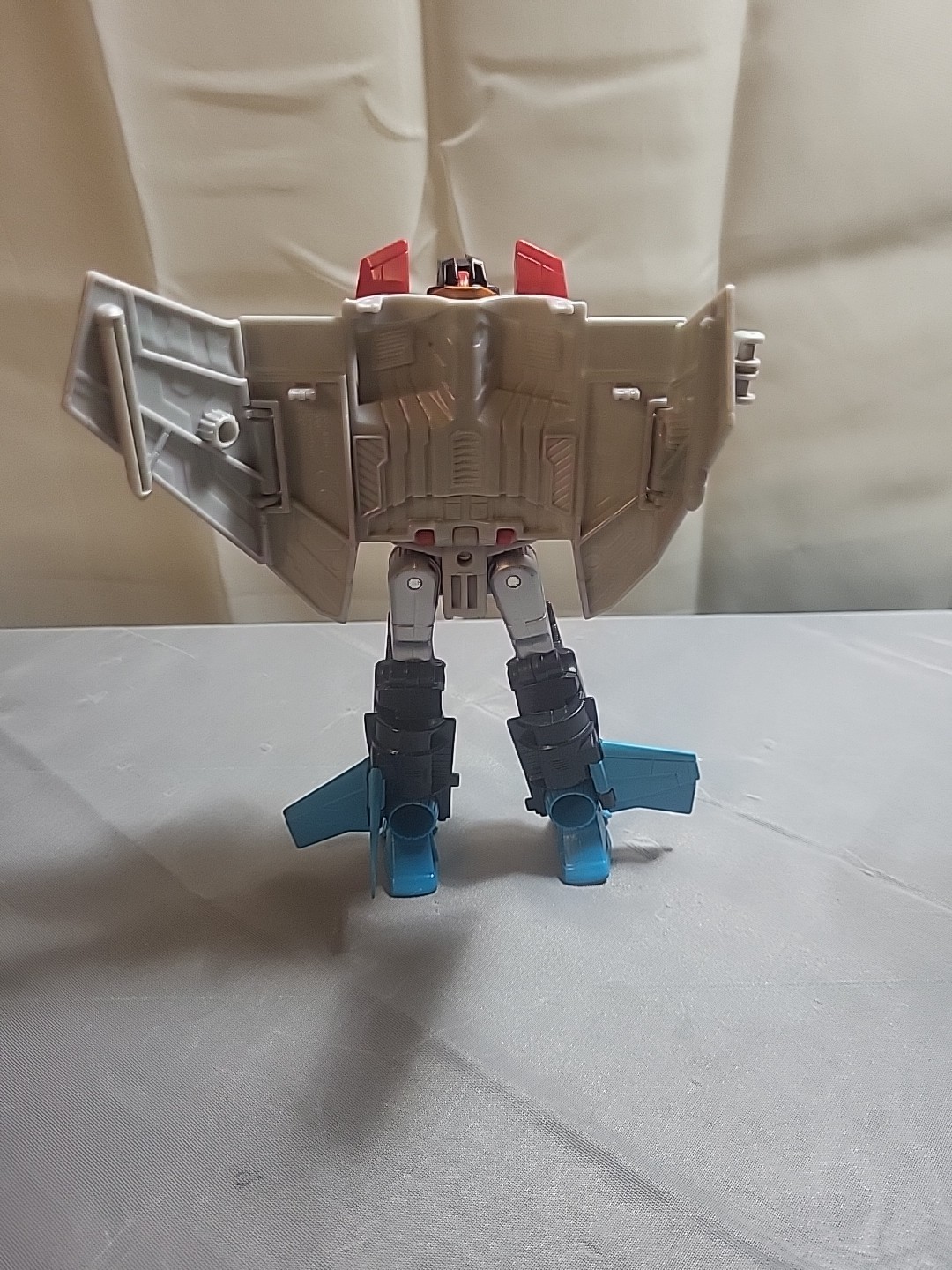 Hasbro Transformers Generations Cyber Battalion Series Starscream Figure